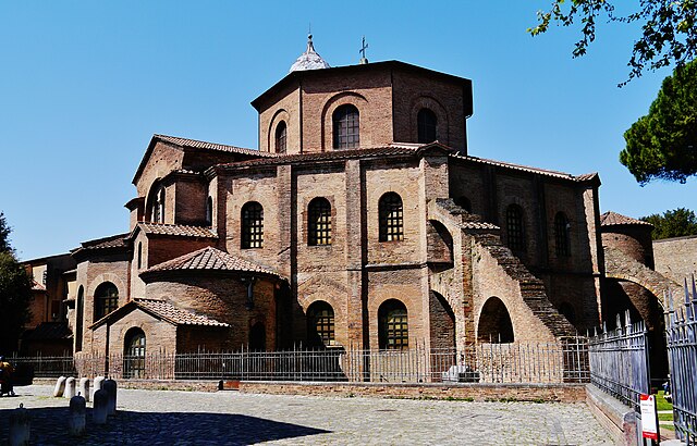 Basilica of San Vitale — Ravenna, 548 AD — Byzantine mosaic